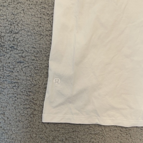 Lululemon EXTREMELY RARE TEAM CANADA OLYMPIC LOVE CREW Size XS - Picture 8 of 8